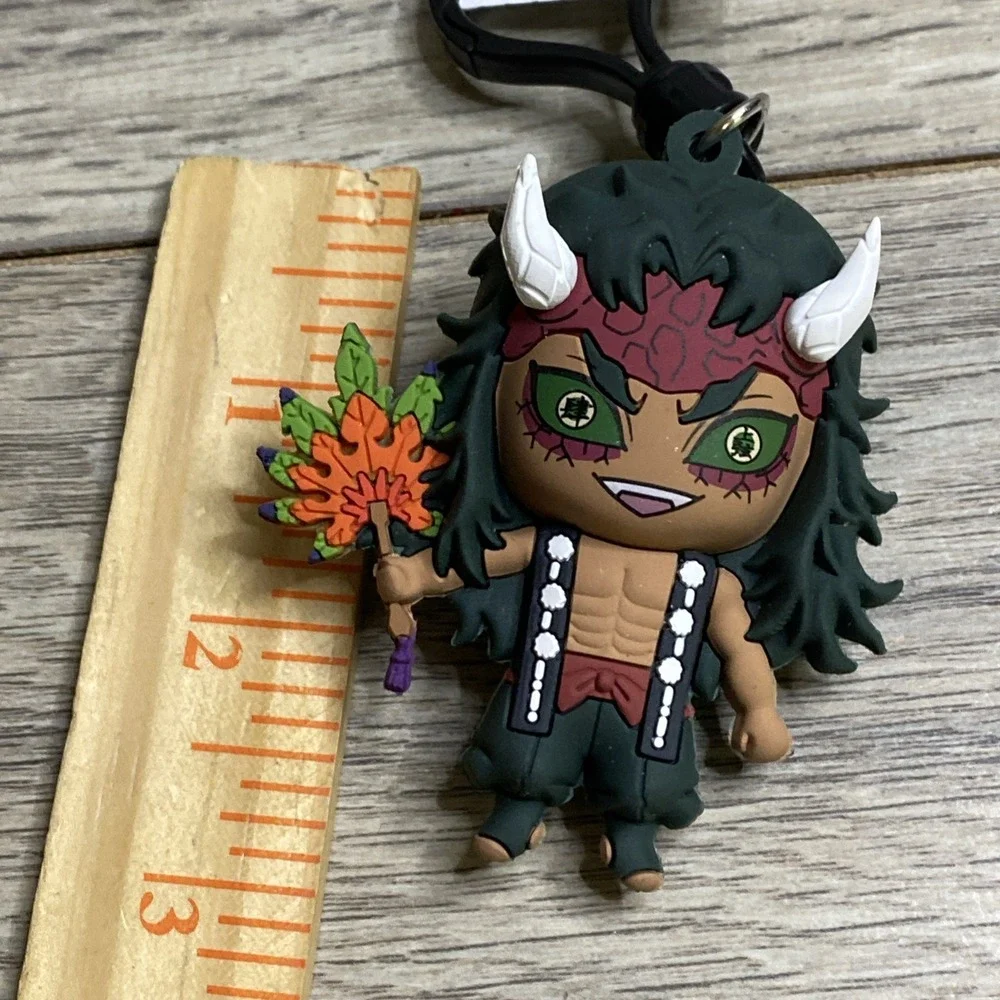 Demon Slayer Karaku Clip Blind Bag Series 8 Key Chain NWT